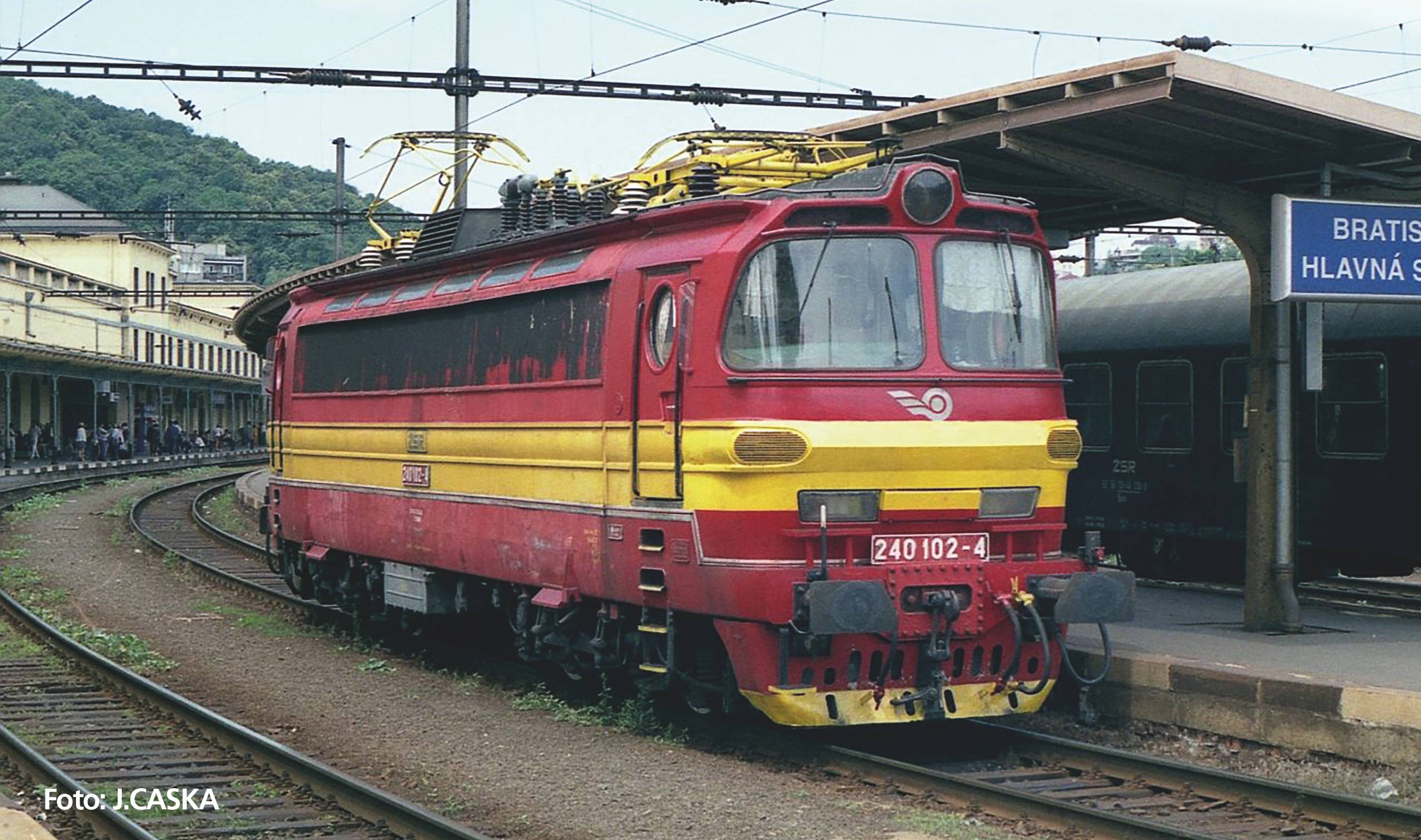 Piko 51951 H0 Elektrische locomotief/Sound Laminátka Reihe 240 Slovakia V + PluX22 Dec.