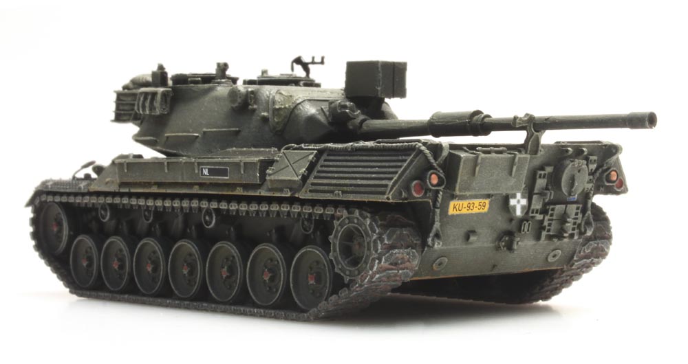 Artitec 6870053 H0 Leopard 1 voor treintransport Koninklijke Landmacht