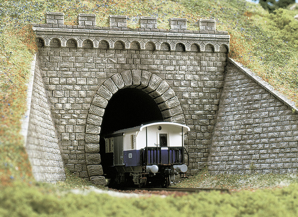 Busch 7022 H0 Tunnelportaal enkelspoor